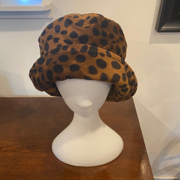 TOGA Accessories - Women’s Togo Animal Print hat